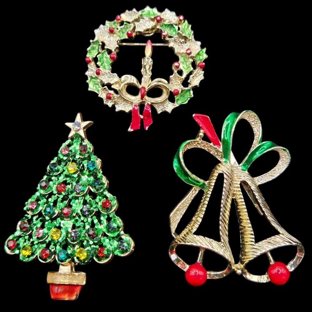 Vintage Christmas Brooch Lot Rhinestone Christmas Tree Bell Wreath Holiday Pins